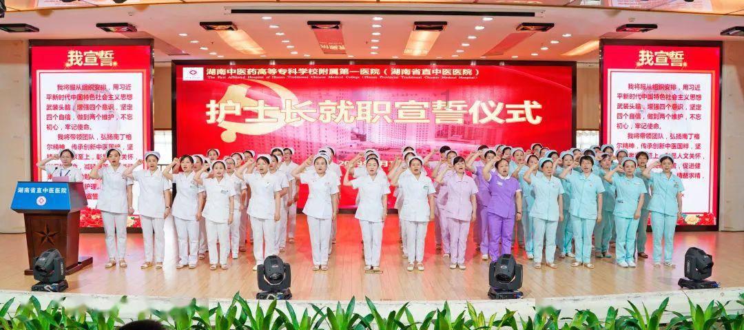 用手机qq空间发说说会显示手机型号，有一个朋友显示的是iphone8 plus，可还没出啊，这是怎